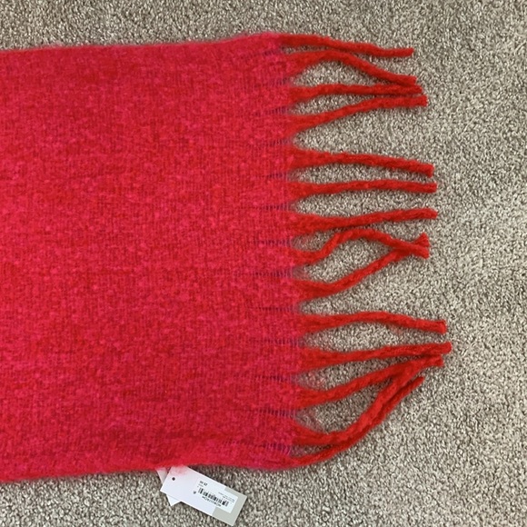 BP/Nordstrom two tone scarf and glove set - Picture 6 of 12